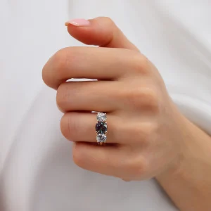 Why Couples Love Lily Arkwright Diamond Rings